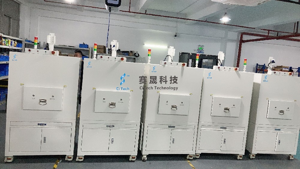 What is a suitable isolation degree for a soundproof box?